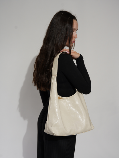 Scarlett | Zerkratzte Leder-Tote