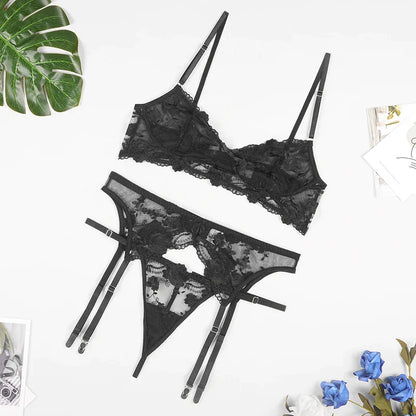 Melanie™ | Elegantes Spitzenstickerei-Dessous-Set mit transparenten Details