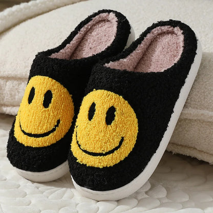 FluffyFeet™ | Smiley-Pantoffeln (1+1 Gratis)